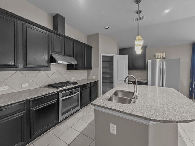 3205 Ridgeway Drive, Mckinney, TX 75071