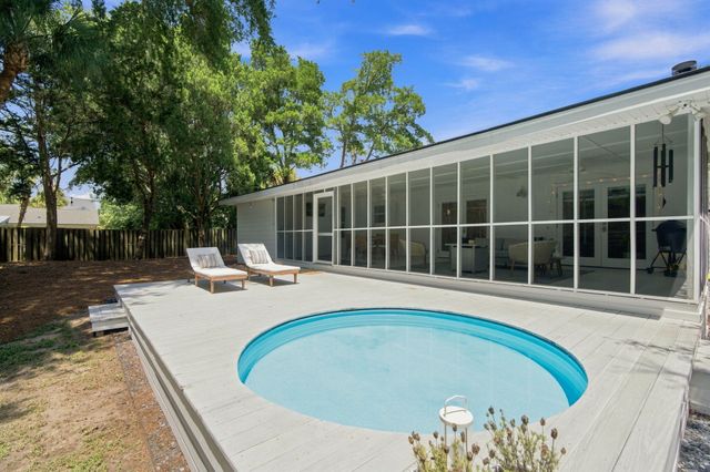37 32nd Avenue, Isle Of Palms, SC 29451