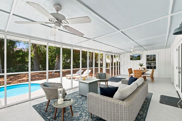 37 32nd Avenue, Isle Of Palms, SC 29451