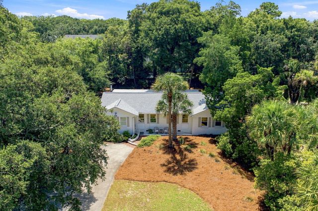 37 32nd Avenue, Isle Of Palms, SC 29451