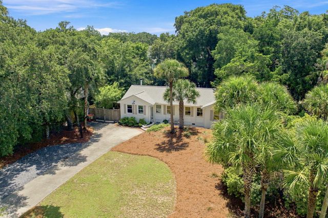 37 32nd Avenue, Isle Of Palms, SC 29451