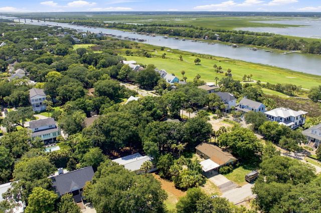 37 32nd Avenue, Isle Of Palms, SC 29451