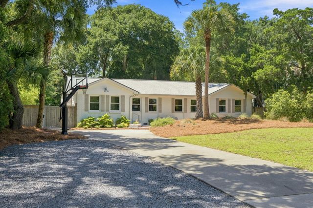 37 32nd Avenue, Isle Of Palms, SC 29451