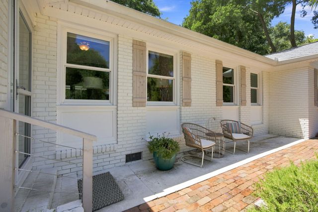 37 32nd Avenue, Isle Of Palms, SC 29451