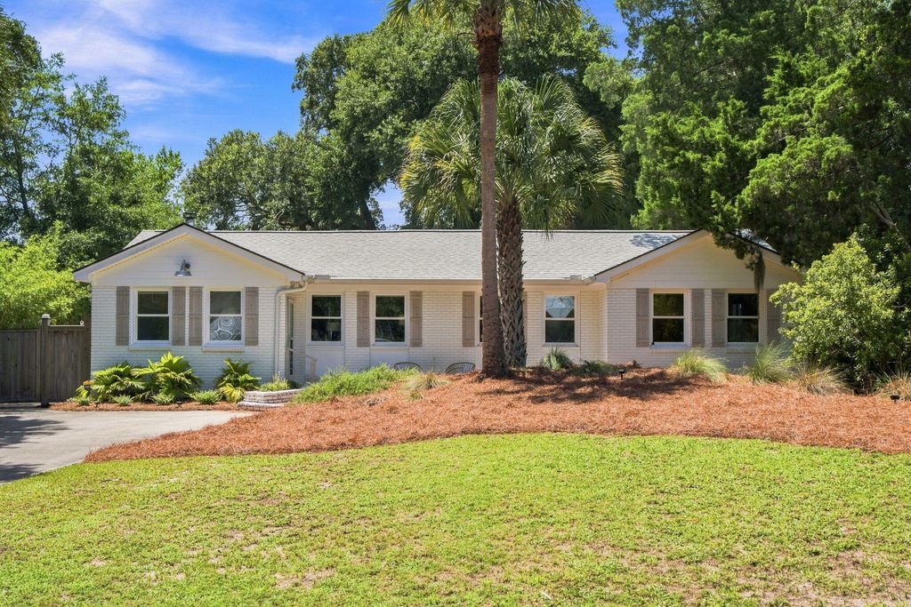 37 32nd Avenue, Isle Of Palms, SC 29451