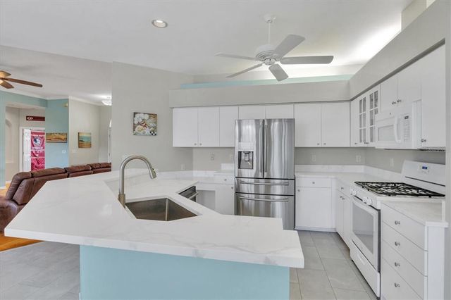 5106 FAR OAK CIRCLE, Sarasota, FL 34238