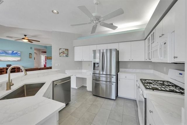 5106 FAR OAK CIRCLE, Sarasota, FL 34238