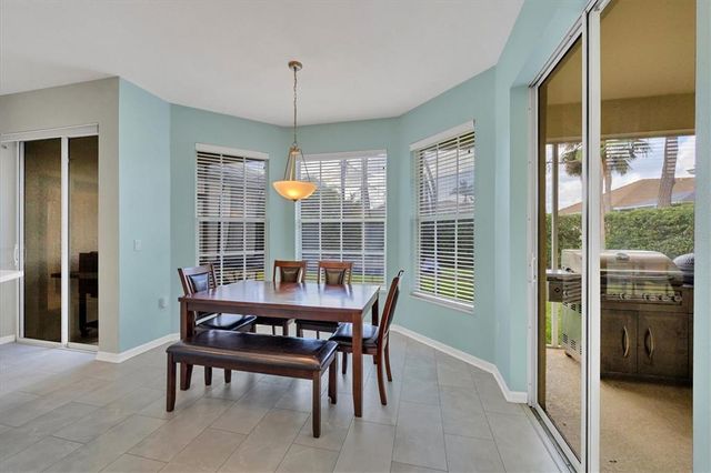 5106 FAR OAK CIRCLE, Sarasota, FL 34238