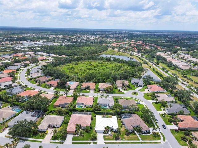 5106 FAR OAK CIRCLE, Sarasota, FL 34238