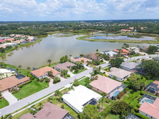 5106 FAR OAK CIRCLE, Sarasota, FL 34238
