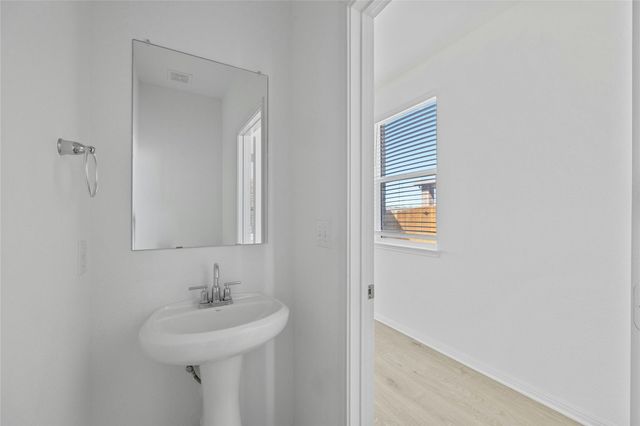 321 Brody LN, Georgetown, TX 78626