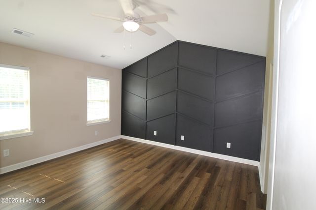 307 Basil Court, Hubert, NC 28539
