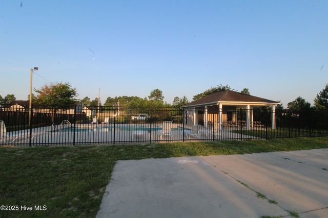 307 Basil Court, Hubert, NC 28539