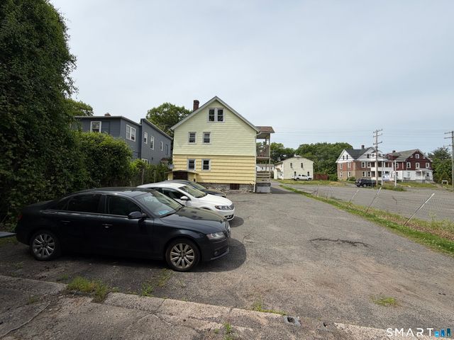 343 Park Street, Bristol, CT 06010