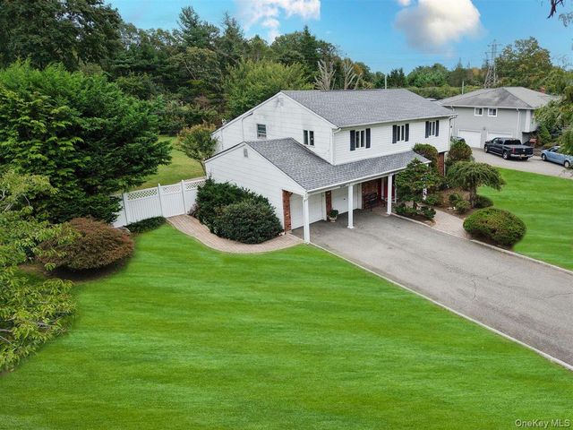 17 Greenvale Drive, East Northport, NY 11731