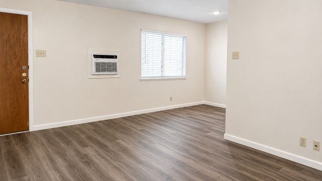 1908 N Alexander Street 1910, Sherman, TX 75092