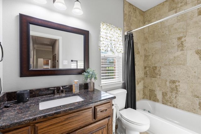 429 Collin Street, Nevada, TX 75173