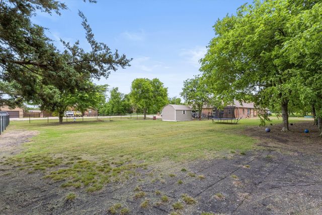 429 Collin Street, Nevada, TX 75173