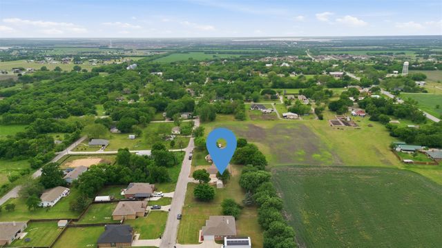 429 Collin Street, Nevada, TX 75173