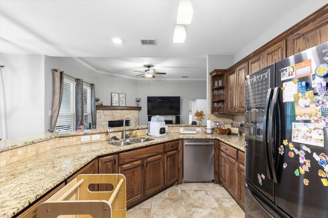 429 Collin Street, Nevada, TX 75173