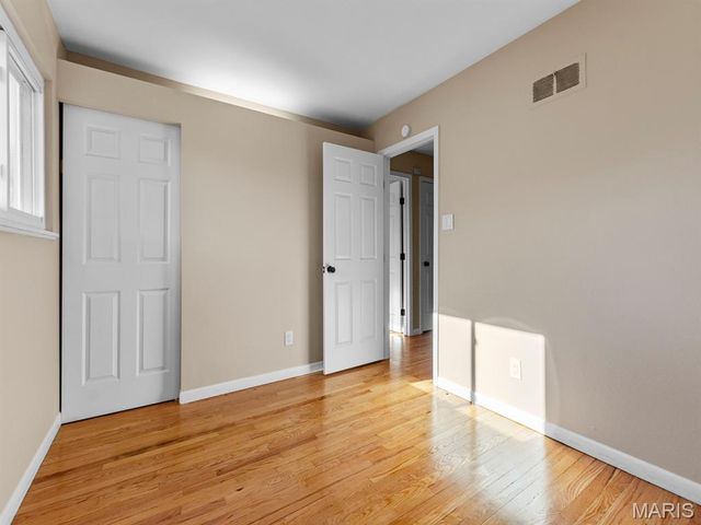 745 Mullanphy Road, Florissant, MO 63031