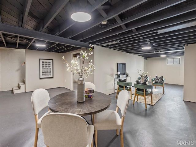 745 Mullanphy Road, Florissant, MO 63031