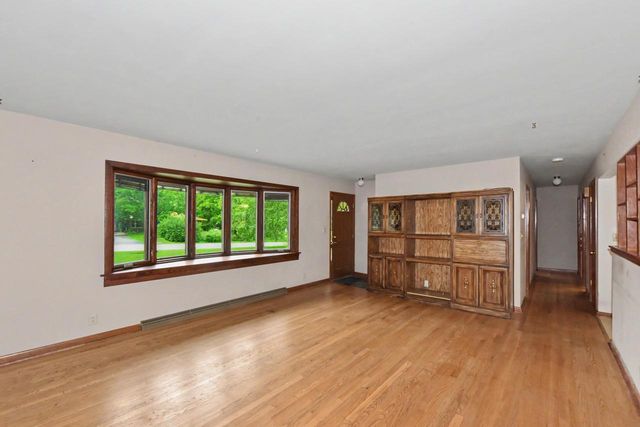 S68W13026 Bristlecone LANE, Muskego, WI 53150