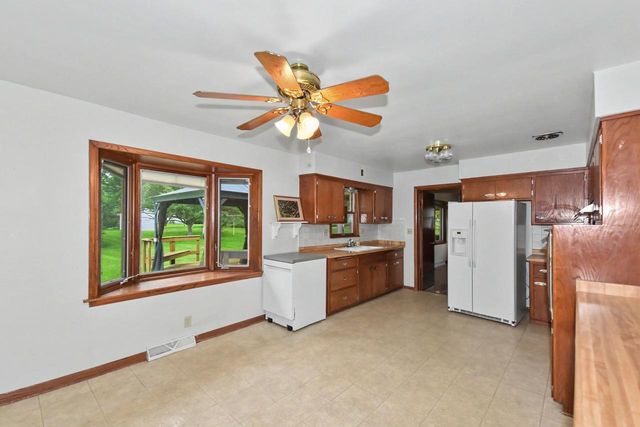 S68W13026 Bristlecone LANE, Muskego, WI 53150