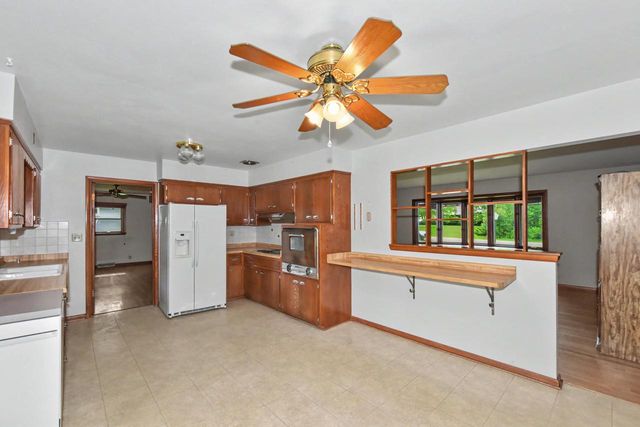 S68W13026 Bristlecone LANE, Muskego, WI 53150