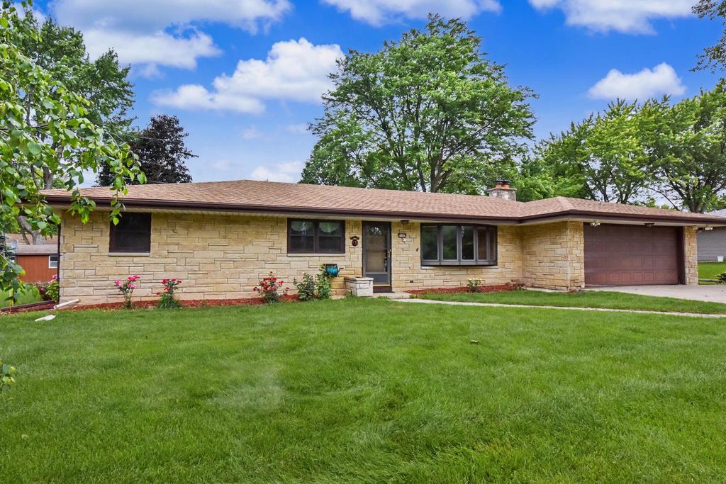 S68W13026 Bristlecone LANE, Muskego, WI 53150
