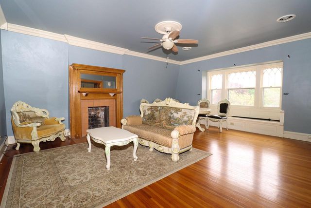 116 10th STREET, Racine, WI 53403