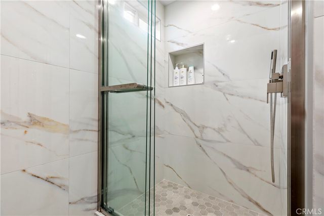 6712 Ventura Canyon Avenue, Van Nuys, CA 91401