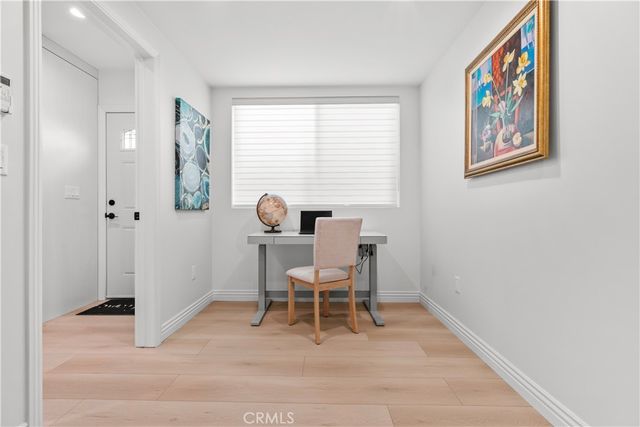 6712 Ventura Canyon Avenue, Van Nuys, CA 91401