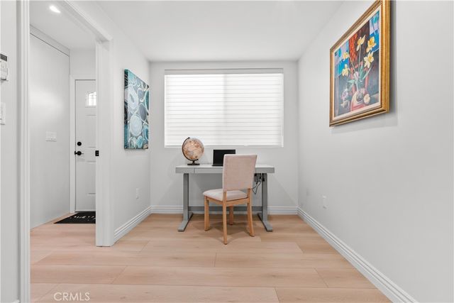 6712 Ventura Canyon Avenue, Van Nuys, CA 91401