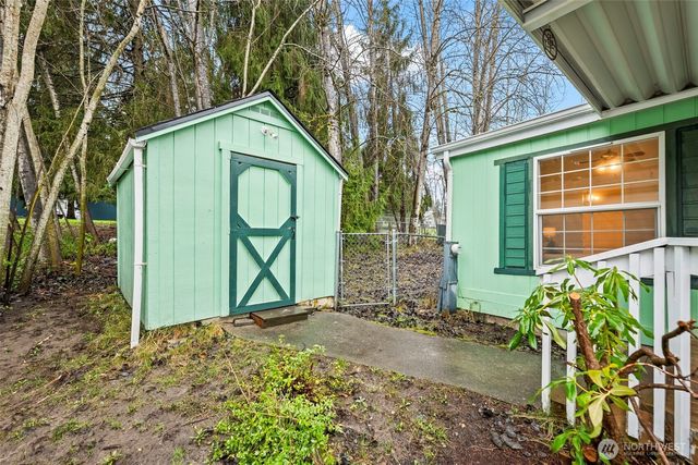 998 Mahogany Lane NW, Bremerton, WA 98311
