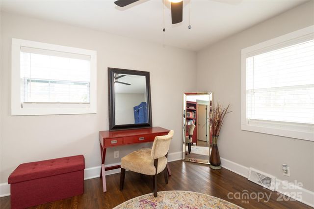 3801 Sudbury Road, Charlotte, NC 28205