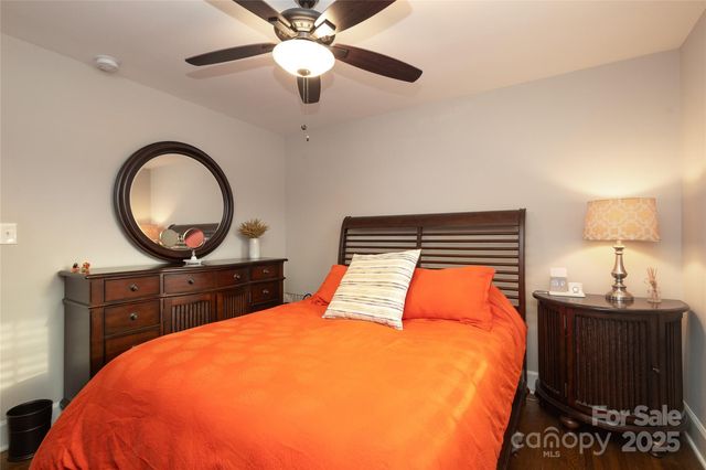 3801 Sudbury Road, Charlotte, NC 28205