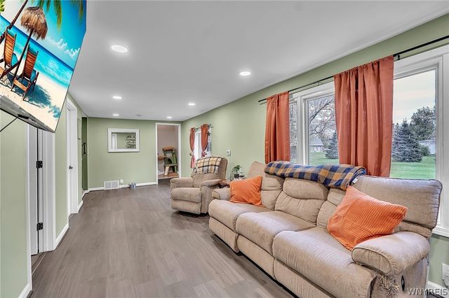 15155 White City Road, Barre, NY 14411
