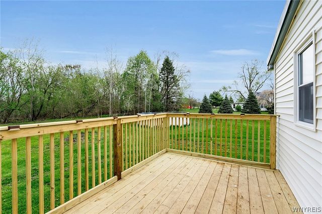 15155 White City Road, Barre, NY 14411