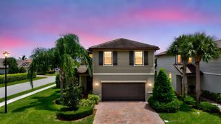 593 SE Monet Drive, Port St Lucie, FL 34984
