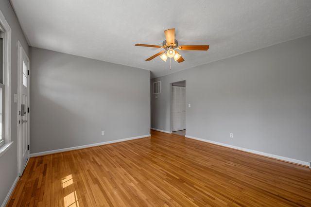 3339 Sutherland Drive, Lexington, KY 40517