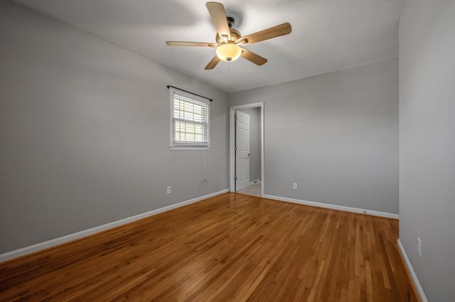 3339 Sutherland Drive, Lexington, KY 40517