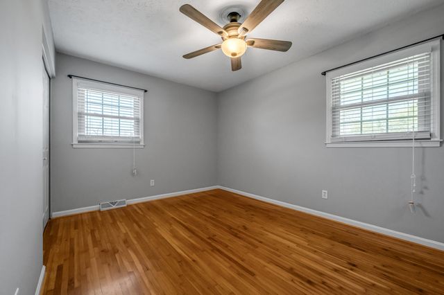 3339 Sutherland Drive, Lexington, KY 40517