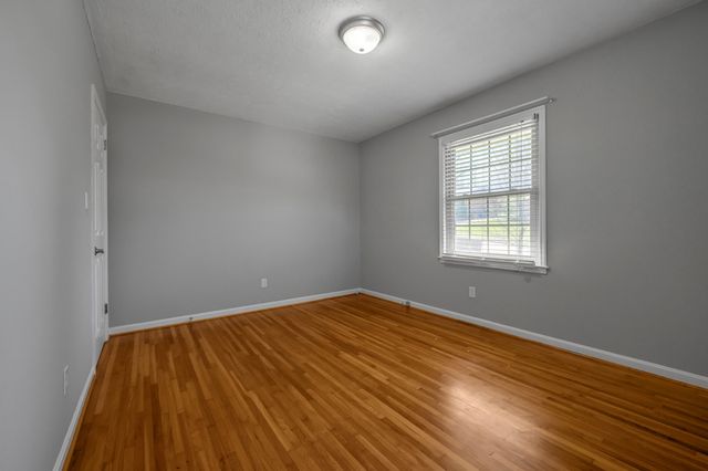 3339 Sutherland Drive, Lexington, KY 40517