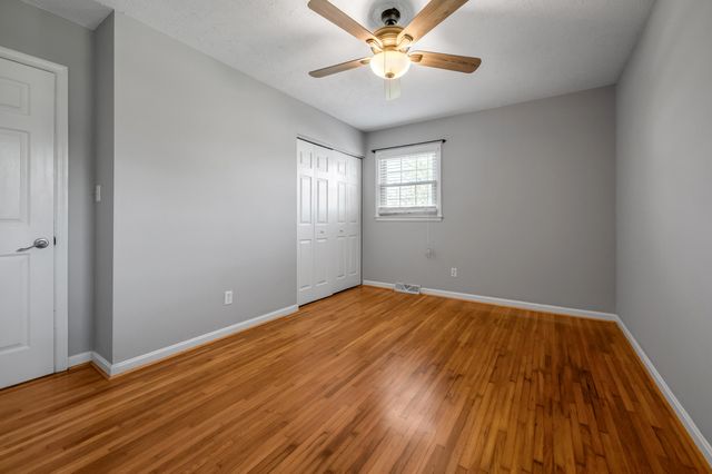 3339 Sutherland Drive, Lexington, KY 40517