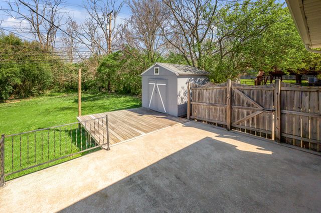 3339 Sutherland Drive, Lexington, KY 40517