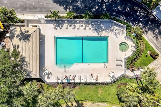 6260 Bellerive AVE 402, Naples, FL 34119