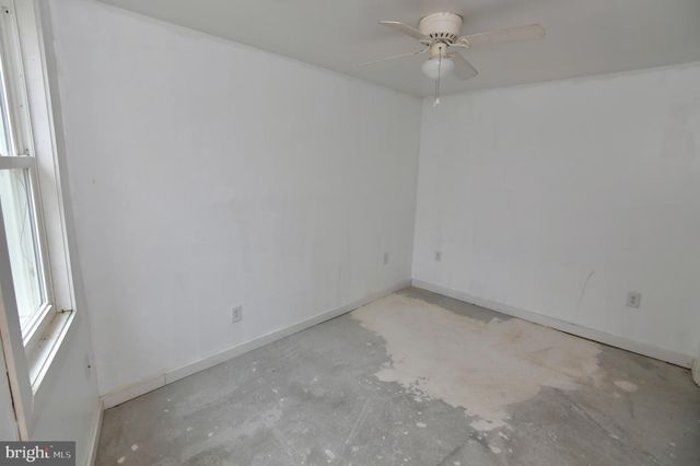 122 FIVE POINT AVE, Martinsburg, WV 25404