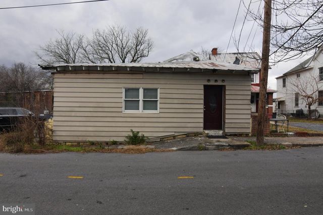 122 FIVE POINT AVE, Martinsburg, WV 25404