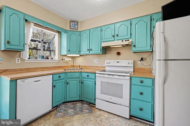 17 ROSEHILL CT, Baltimore, MD 21236